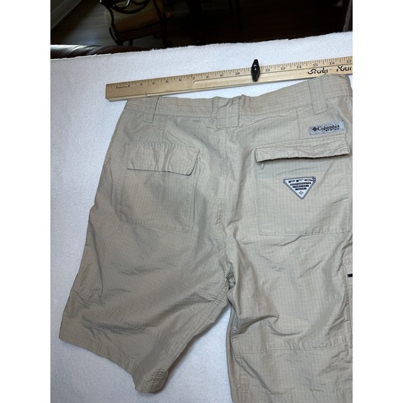 Columbia Mens PFG Omni Shade Shorts Sz 30 Tan Khaki Fishing Outdoor Hiking - Picture 3 of 6